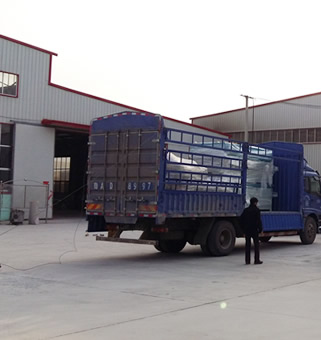 西科設備裝車發貨